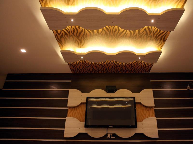 Sbs Grand Hotel Coimbatore Exterior photo